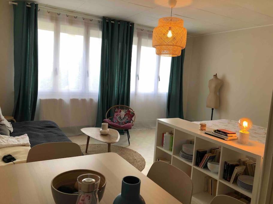 Grand Studio Avec Petite Vue Mer Мер-ле-Бен Экстерьер фото