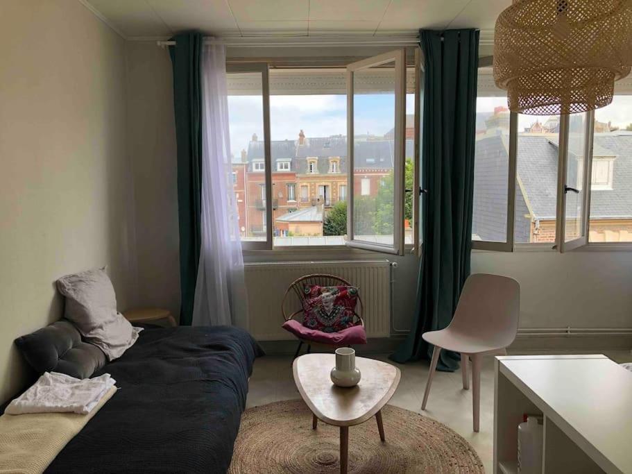Grand Studio Avec Petite Vue Mer Мер-ле-Бен Экстерьер фото